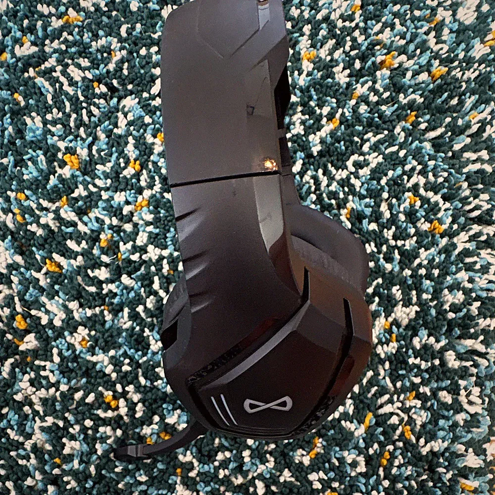 Bluetooth Over-Ear Gaming-Headset mit Boom-Mikrofonarm, Kopfbügel, Schwarz
