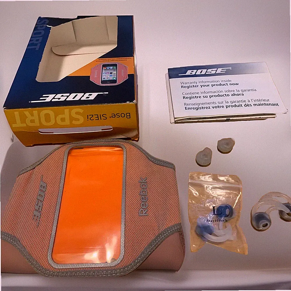 Bose IE Kopfhörer InEar StayHear Adapter L NEU + Rebook Sport Armband Handy Case