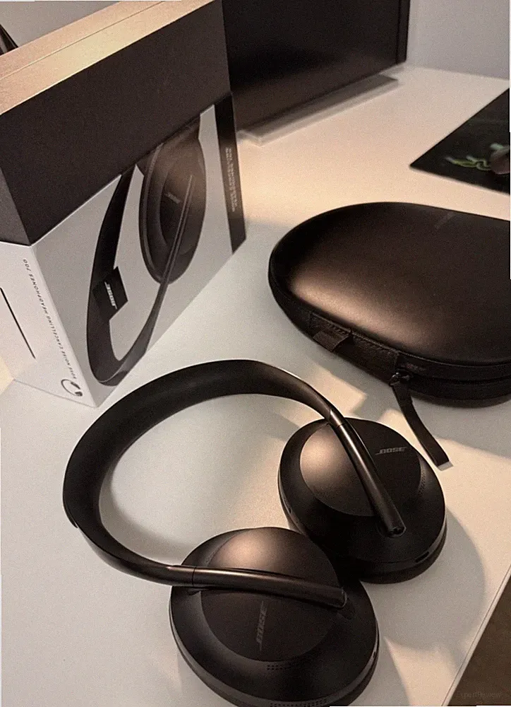 Bose NC 700 Noise Cancelling Headphones Over Ear Bluetooth Kopfhörer