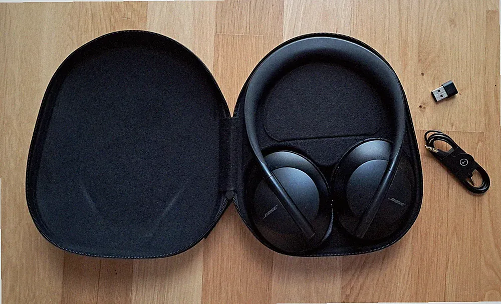 Bose Noise Cancelling Headphones 700 (schwarz) inkl. Bose USB Link – Top Zustand