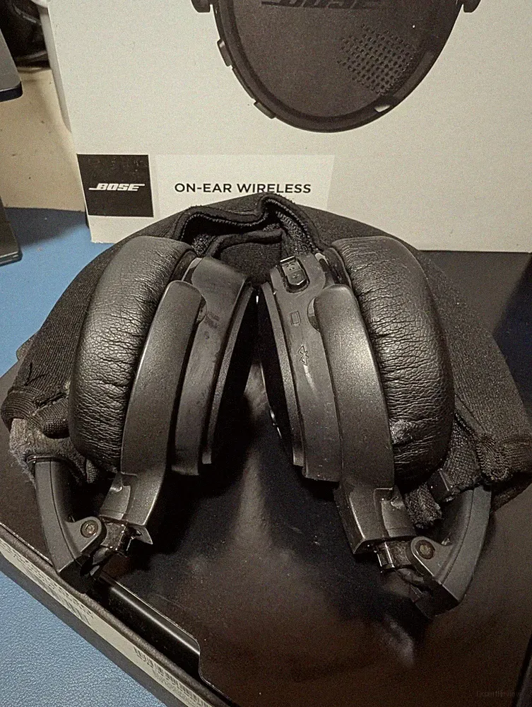 BOSE On-Ear Wireless Bluetooth Kopfhörer Dynamic Sound