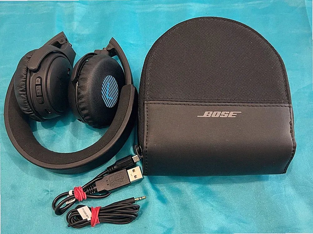BOSE On-Ear-Wireless Bluetooth Kopfhörer - Schwarz