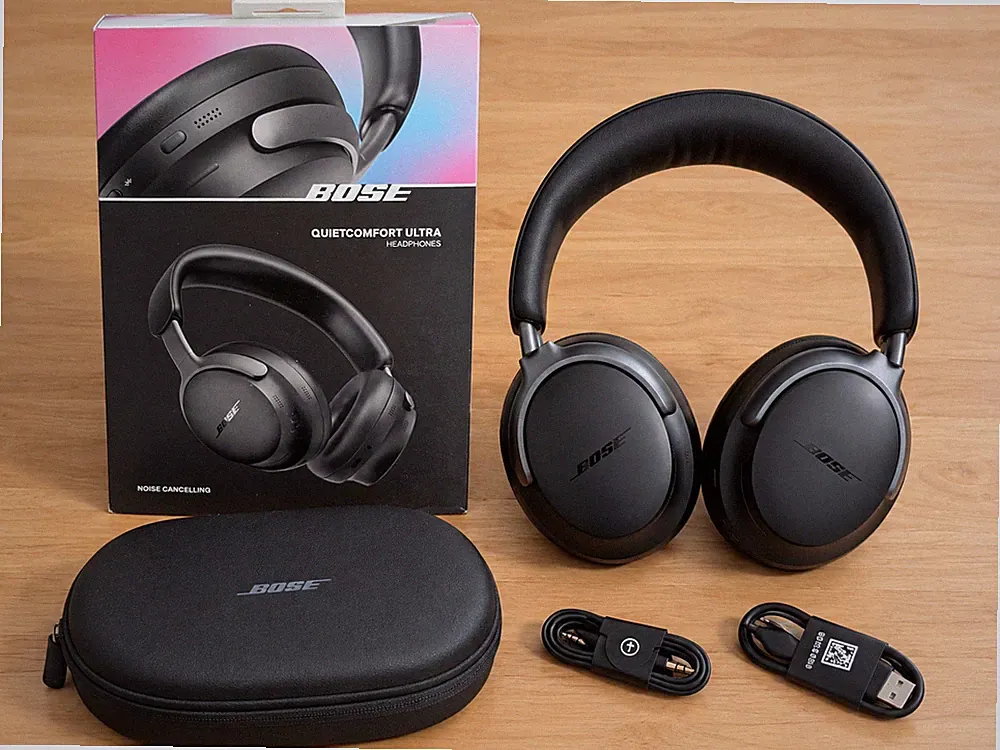 BOSE Quiet Comfort Ultra Wireless Ohraufliegende Kopfhörer - Neuwertig