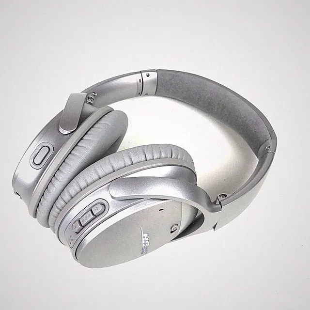 Bose QuietComfort 35 Series II silber - Refurbished (sehr gut) - Garantie