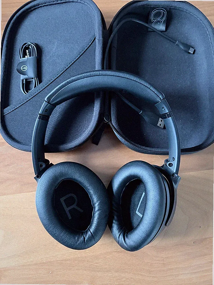 Bose QuietComfort 45 Bluetooth Ohrumschließende Kopfhörer - Schwarz - QC45