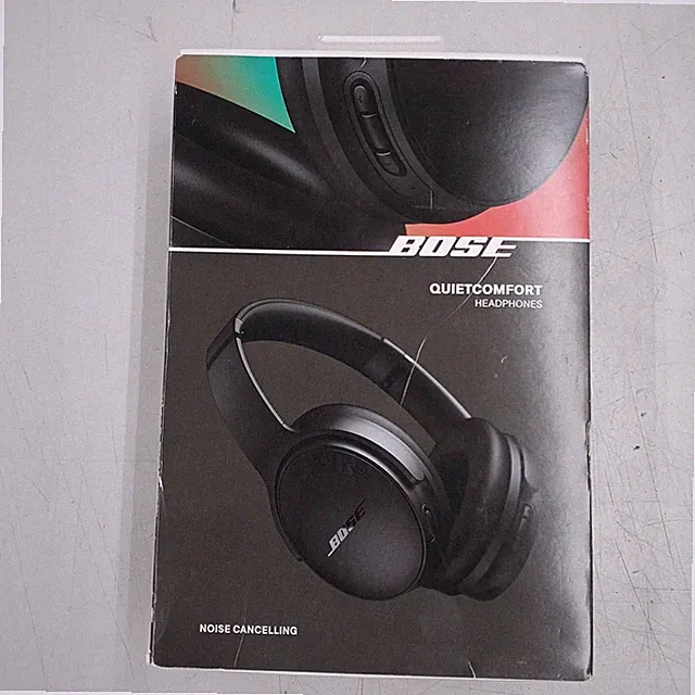 BOSE QuietComfort Noise Cancelling Over-Ear Kopfhörer Kabellos 24 Stunden Akku