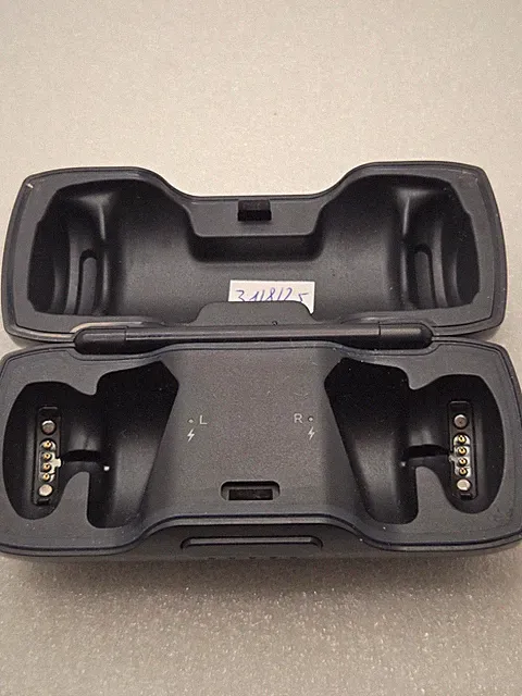 Bose Soundsport Free Wireless Headphones Bluetooth with Charging Case
