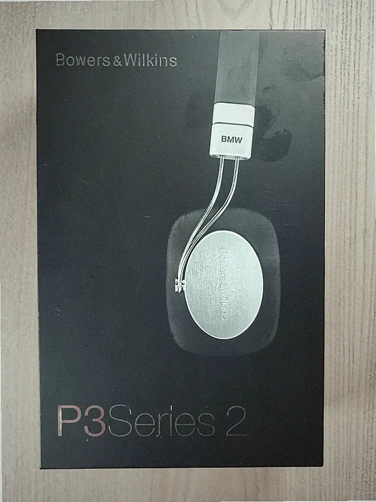 Bowers & Wilkins P3 Series 2 BMW On-Ear Kopfhörer FP39314 mit Hardcase
