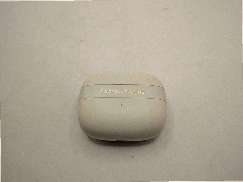 Bowers & Wilkins PI8 - Kabellose Bluetooth In-Ear Kopfhörer Weiß NUR LADECASE!