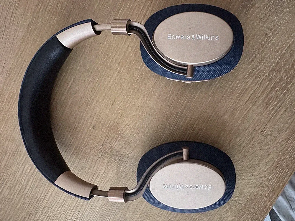 Bowers & Wilkins PX Wireless-Kopfhörer Soft Gold Sehr Gut, Kabellos, Bluetooth