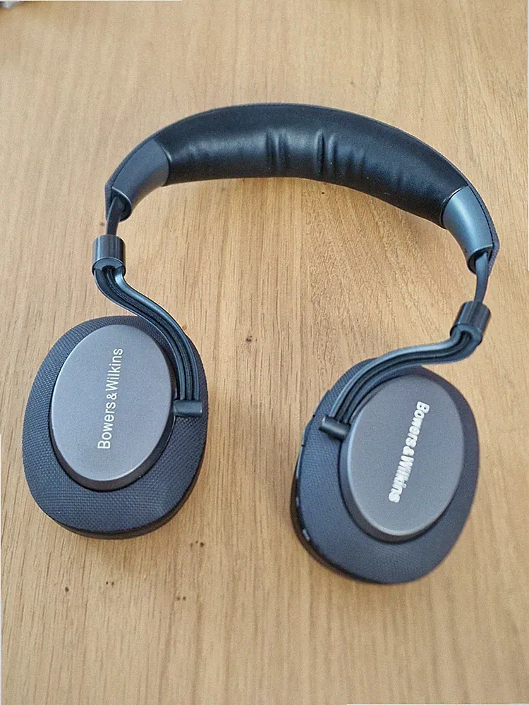 Bowers & Wilkins PX5 Over Ear Bluetooth Kopfhörer