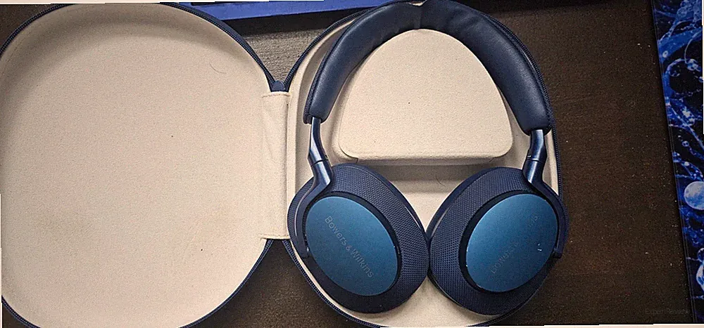 Bowers & Wilkins PX7 S2 Over-Ear Kopfhörer Bluetooth/3,5 mm Blau mit Etui