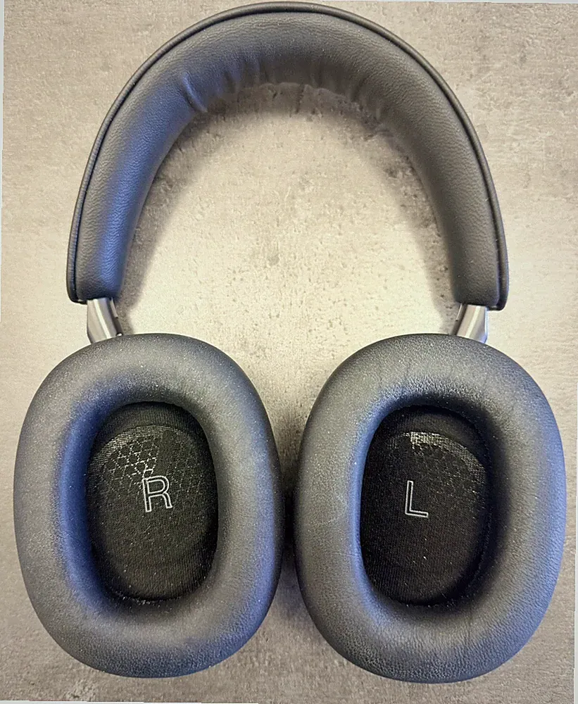 BOWERS & WILKINS PX8 Kopfhörer over-ear ANC schwarz gebraucht guter Zustand