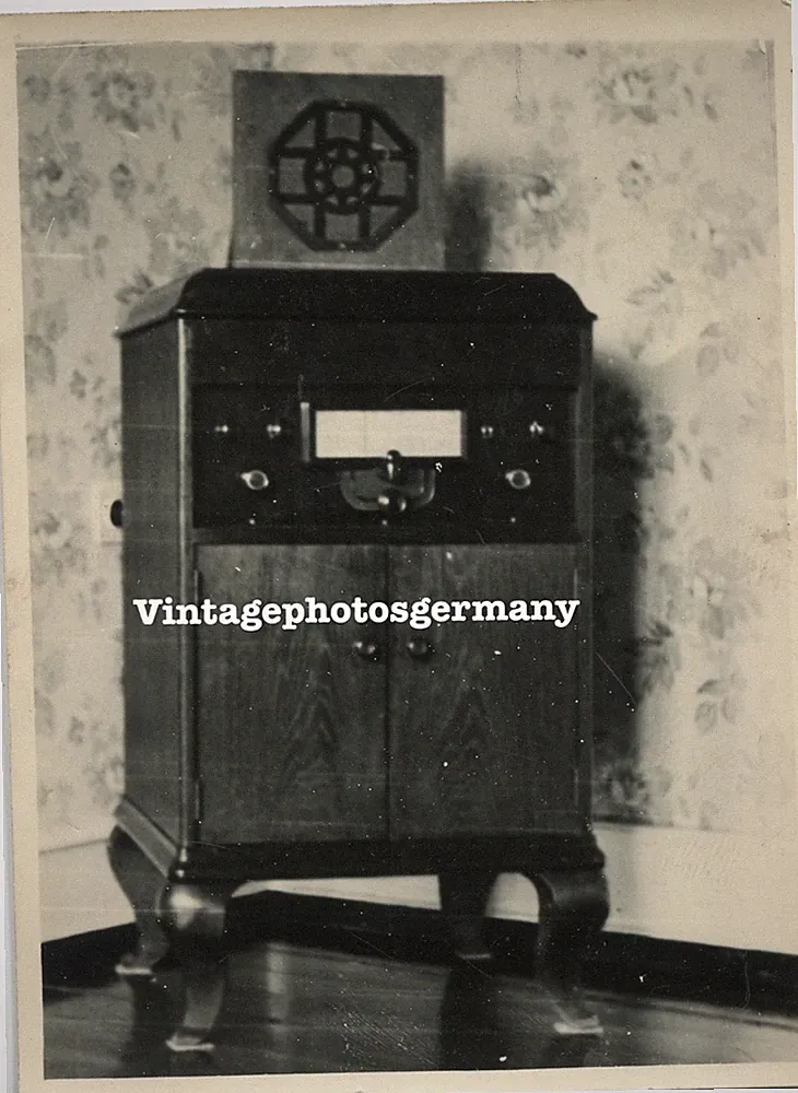 D1662 Foto 20er Jahre Radio Lautsprecher Technik Kopfhörer Musiktruhe Radiogerät