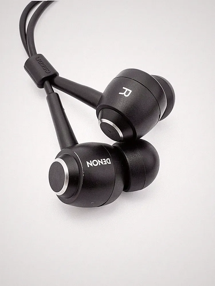 Denon AH-C560R In-Ear Headset für iPhone/iPod – Aluminium-Gehäuse – Schwarz