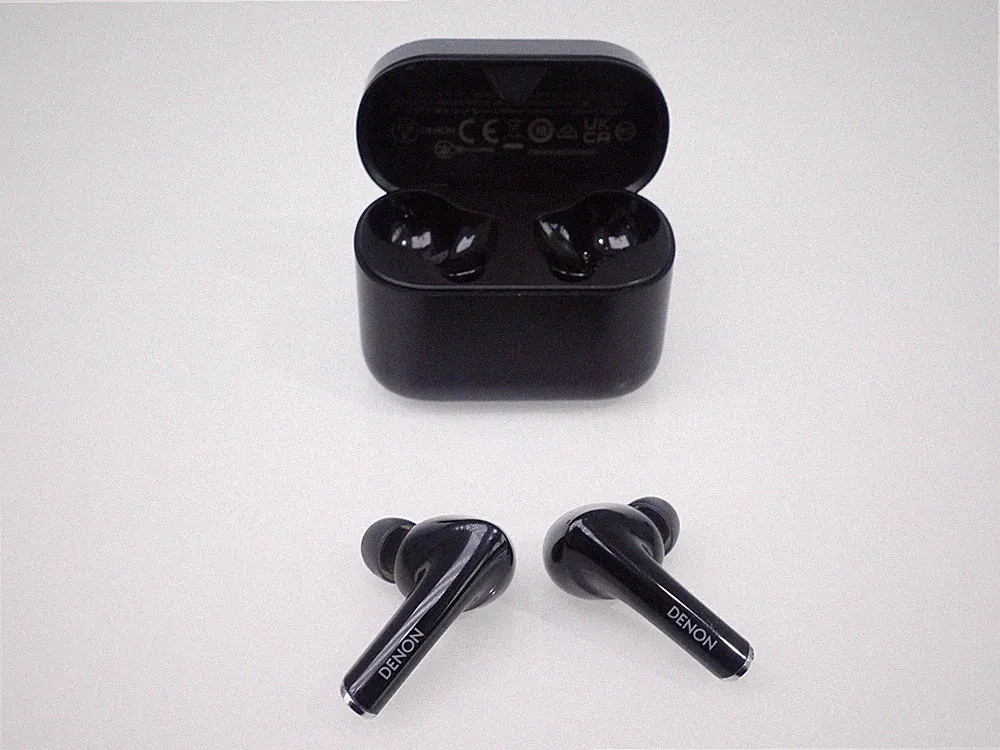 Denon AH-C830NCW bluetooth in ear Kopfhörer mit Ladecase schwarz #539
