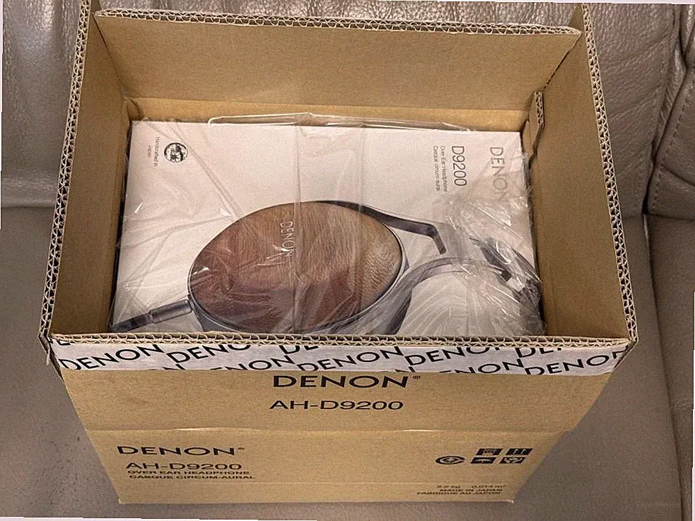 Denon AH-D9200 Over-Ear Hi-Res Kopfhörer mit Sendungsverfolgung Neu Japan