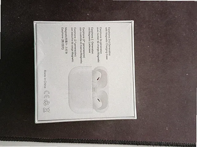 earphone 2nd generation mit Magnetic Case verschweißt neu !!