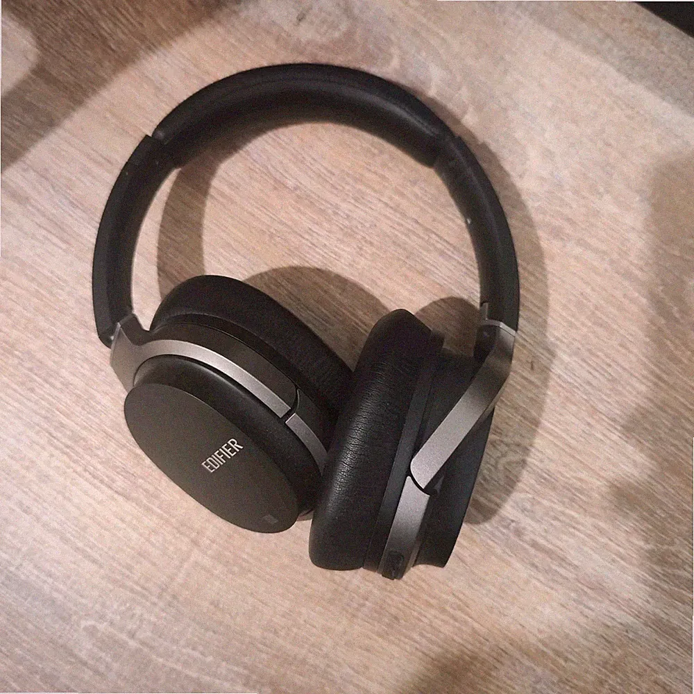 Edifier W830BT Over-Ear-Kopfhörer