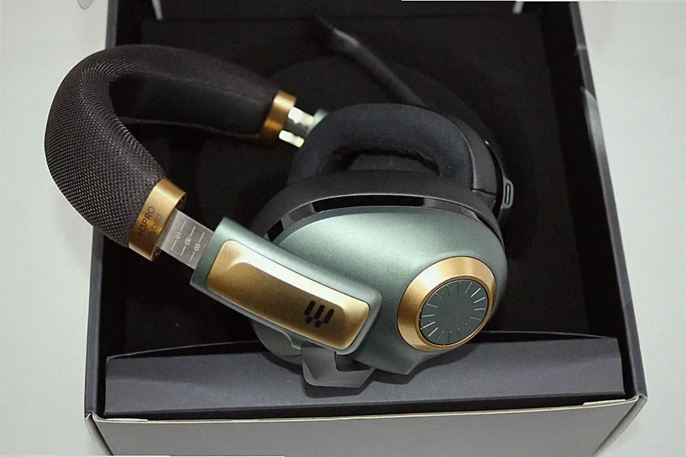 EPOS H3PRO Hybrid Gaming Headset, Grün, 3.5mm Stecker und Bluetooth, in OVP