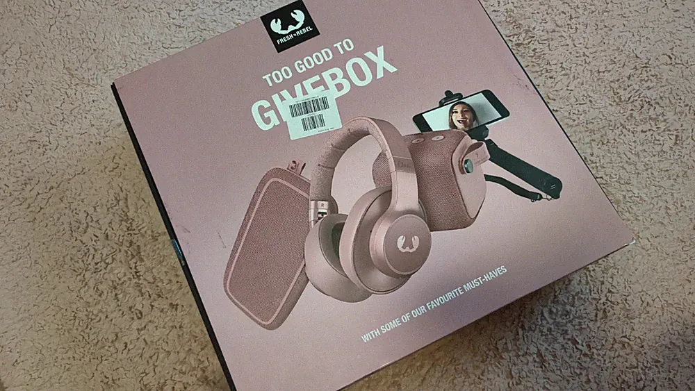 fresh n rebel Kopfhörer , Lautsprecher (Speaker) Wireless Charger Pad in GIVEBOX