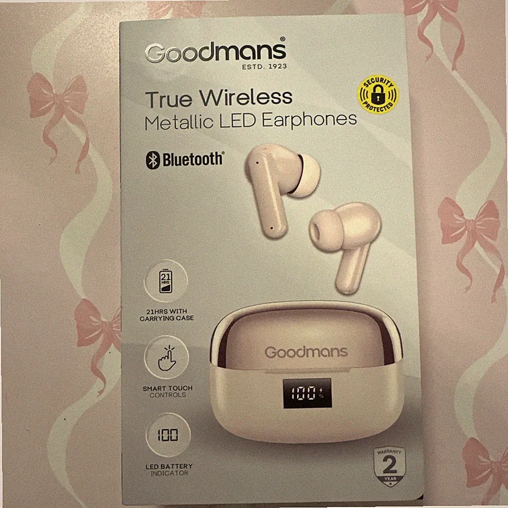 Goodmans True Wireless LED Metallic Kopfhörer ENC Clearcalls & 4 Mikrofone Pink Neu