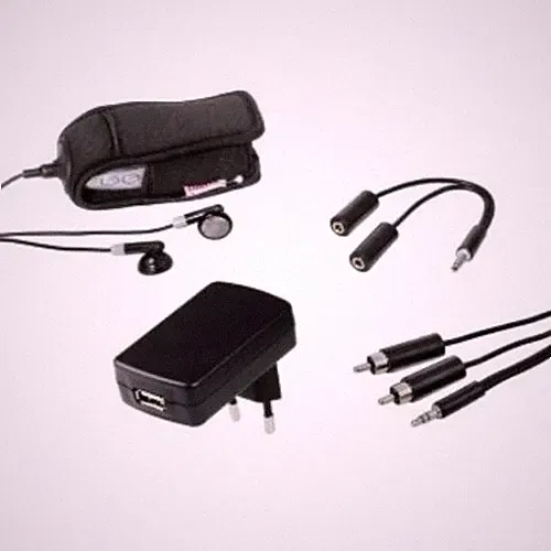 Hama Universal Starter-Set Tasche Netzteil Kopfhörer .. für MP3-Player MP3-Stick