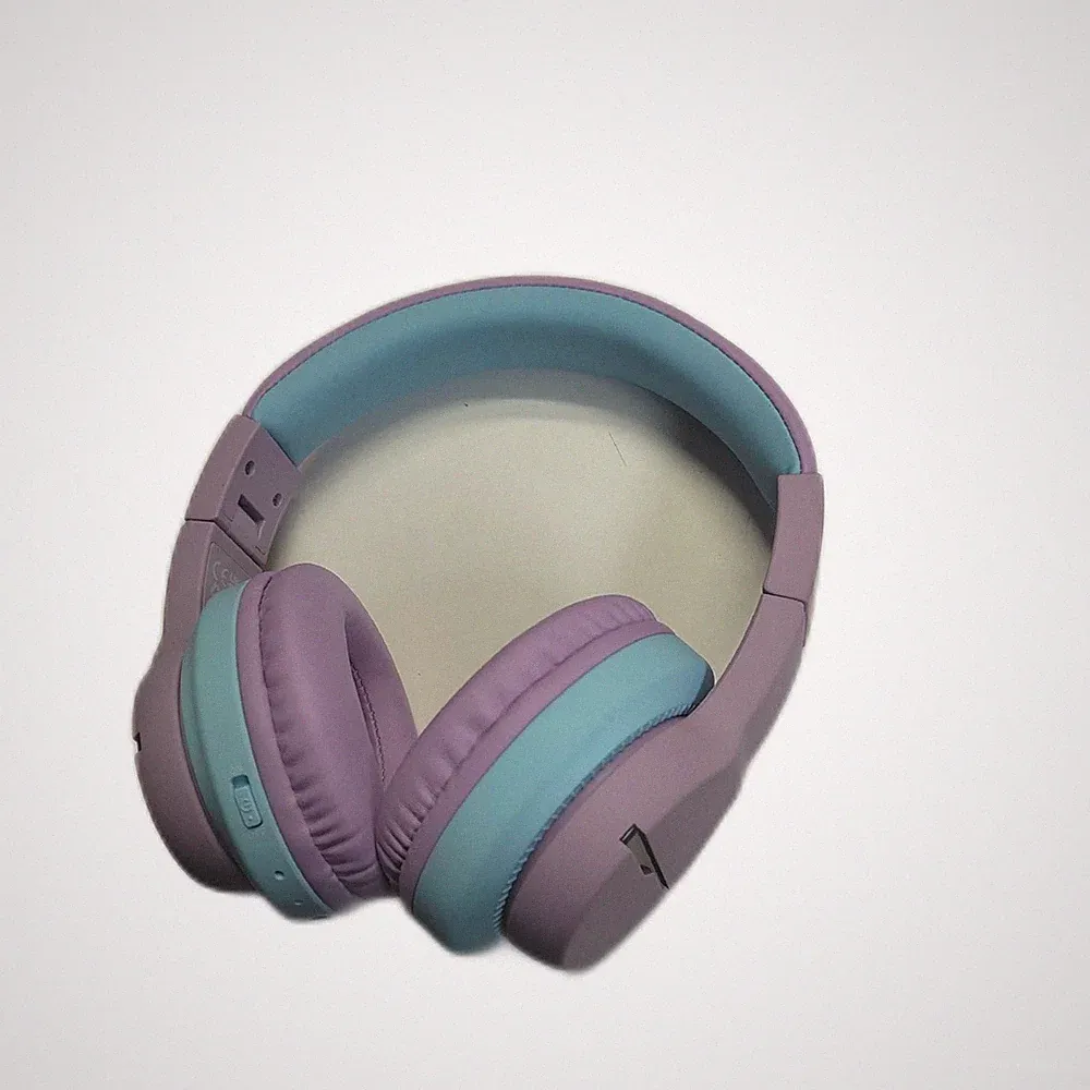 iClever Kinder Kopfhörer Bluetooth Farbige LED Leuchten Over Ear Headset