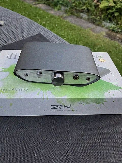 iFi ZEN DAC V2 Desktop USB DAC Kopfhörerverstärker – Top Zustand, OVP