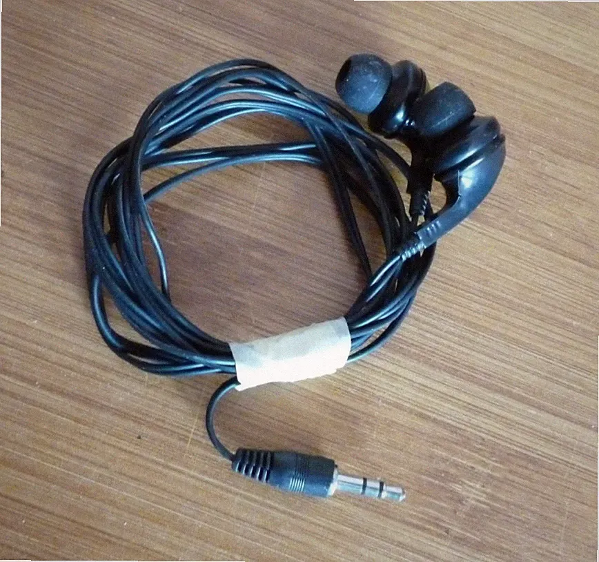 In ear Kopfhörer Kabelgebunden mit Klinkenstecker schwarz - 150cm Kabel
