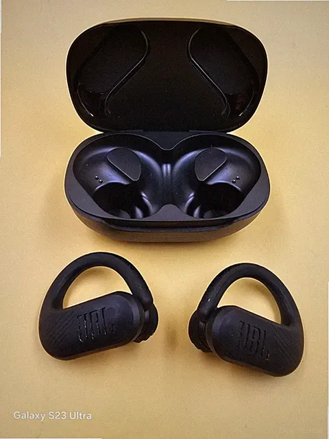 JBL Endurance Peak 3, aktive Ohrhörer mit IP68-Wasserschutz Schwarz