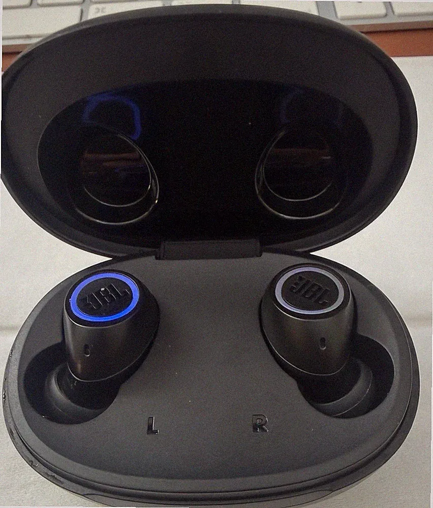 JBL Free II TWS , Wasserdichte True-Wireless In-Ear-Sport-Kopfhörer - Schwarz