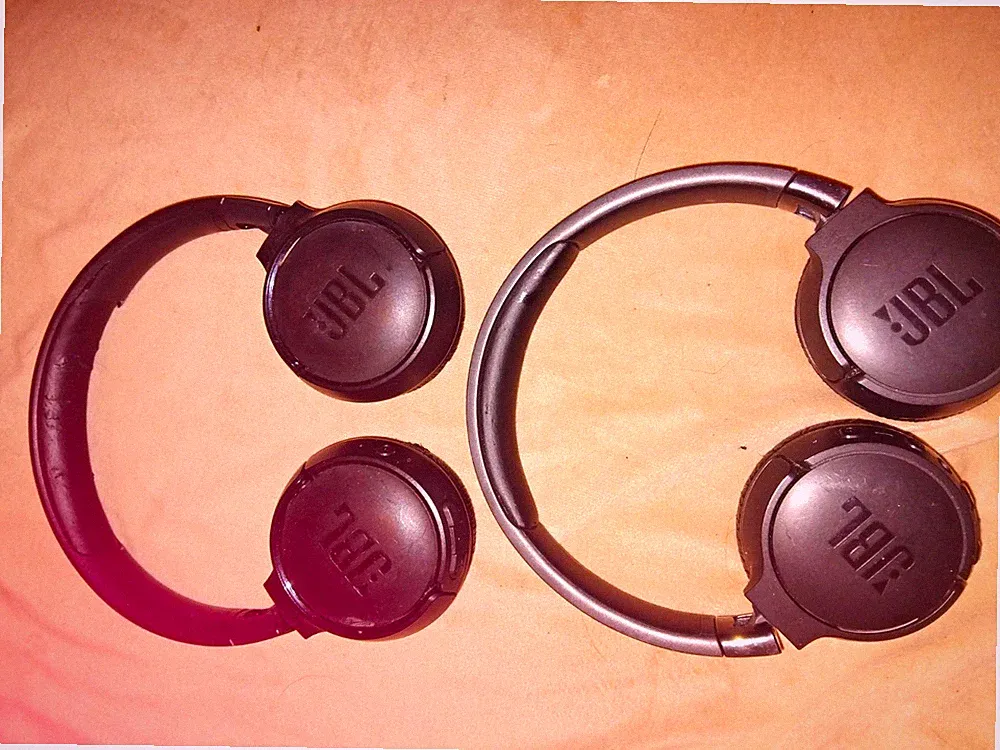JBL JBL Ohraufliegende On-Ear Kopfhörer Kopfbügel Bluetooth Schwarz