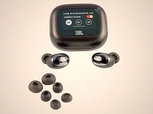 JBL Live Buds 3 kabellose Ohrhörer / Kopfhörer schwarz