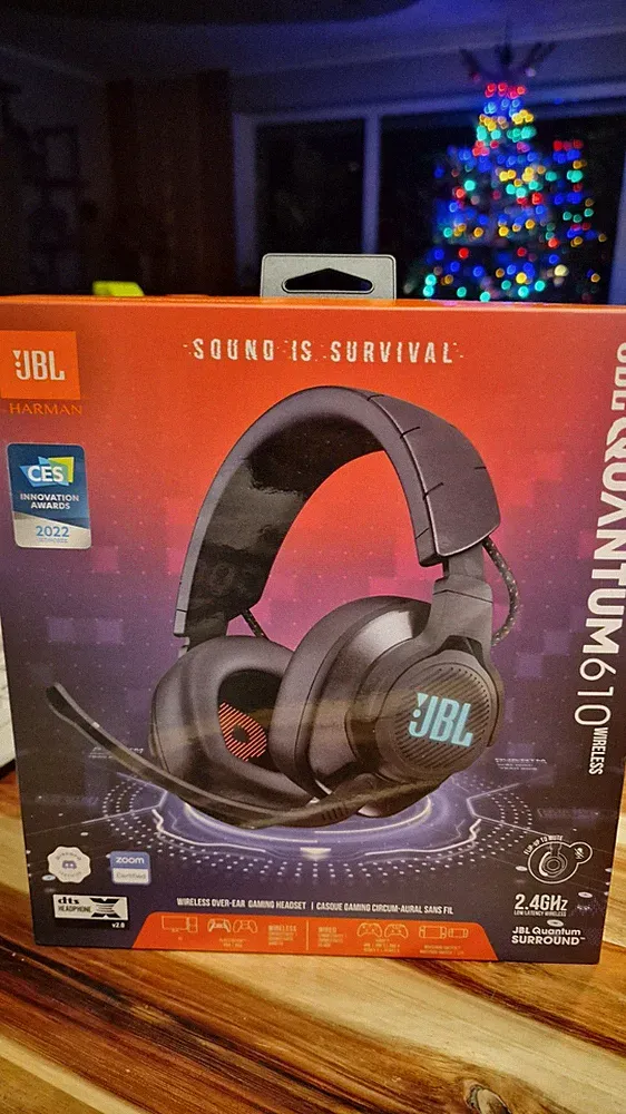 JBL Quantum 610 Wireless Over Ear Kopfhörer - Noise Cancelling ** wie neu**