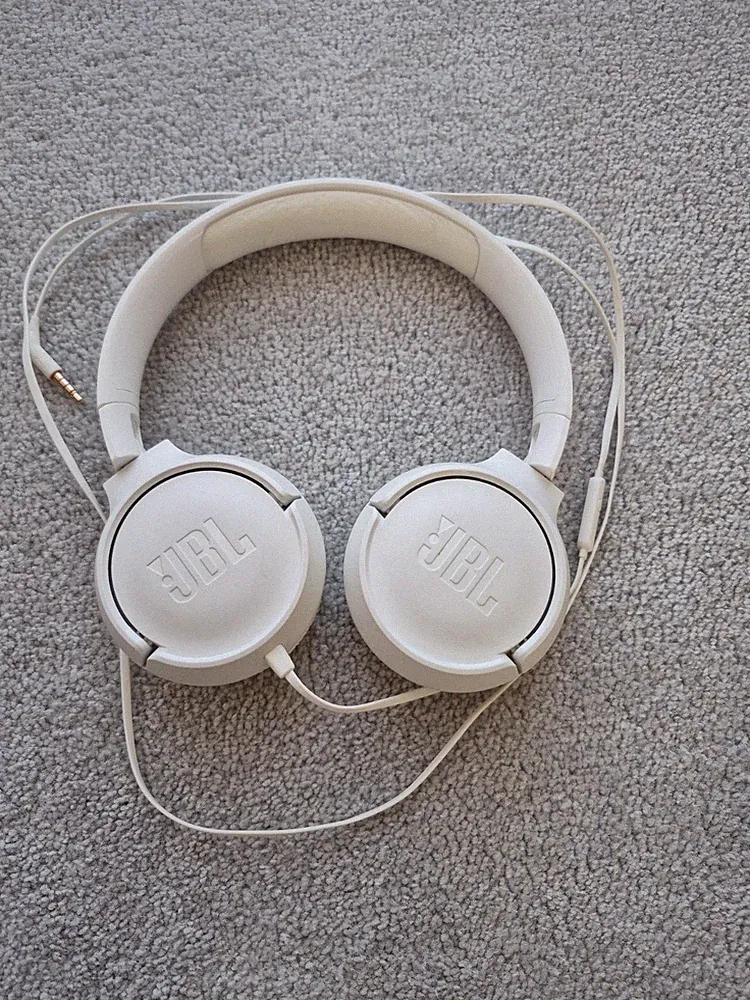 JBL TUNE 500 - Kopfhörer - Kabelgebunden - Weiß - Top