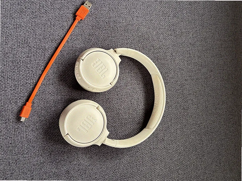 JBL TUNE 500BT Bluetooth On-Ear-Kopfhörer - White