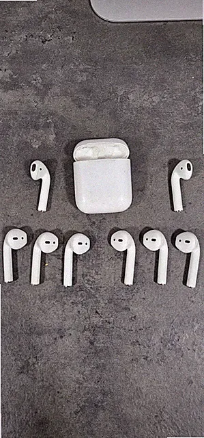 Konvolut 4 Paar Apple AirPods 2. Generation + Original Ladecase ungetestet