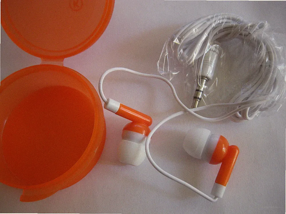 Kopfhörer In Ear komfortabel und leicht in kleiner Box Ø 5,5 cm WERBUNG unbenutz