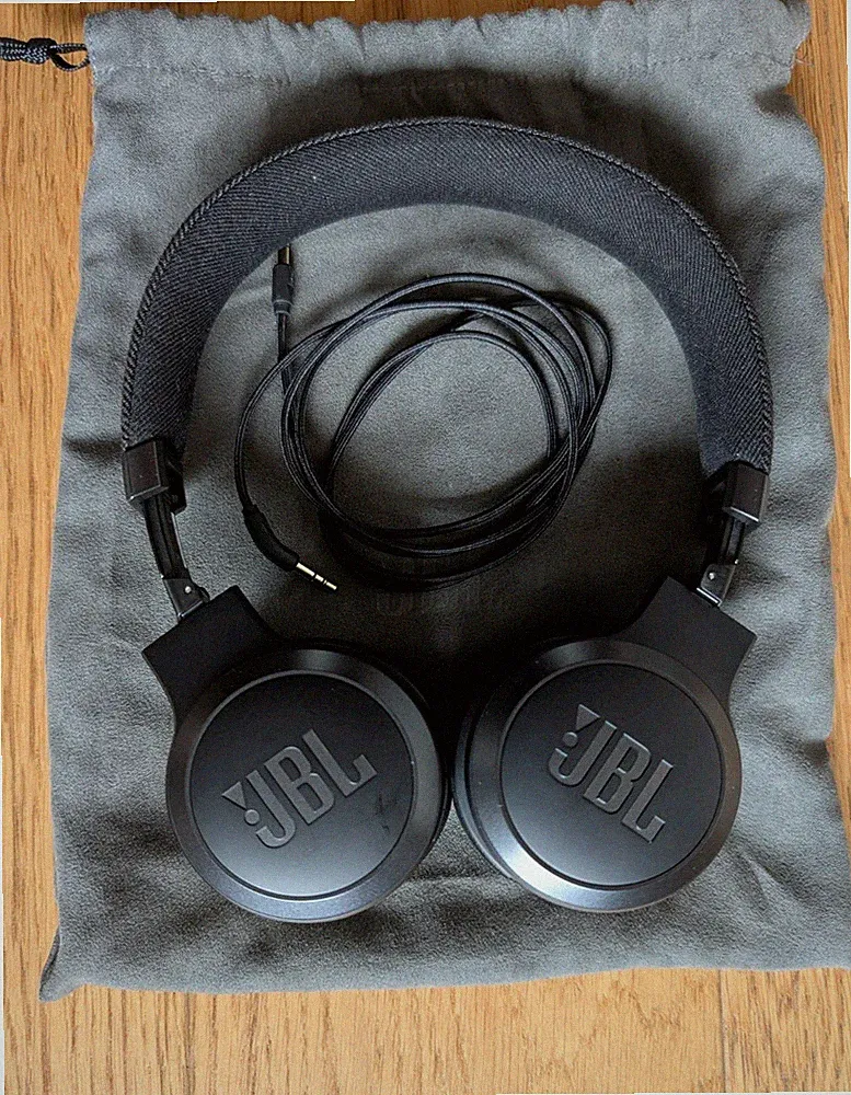 Kopfhörer JBL Tune 670NC Bluetooth – ANC, 70h Akku, Mikrofon, Schwarz _0.2_5