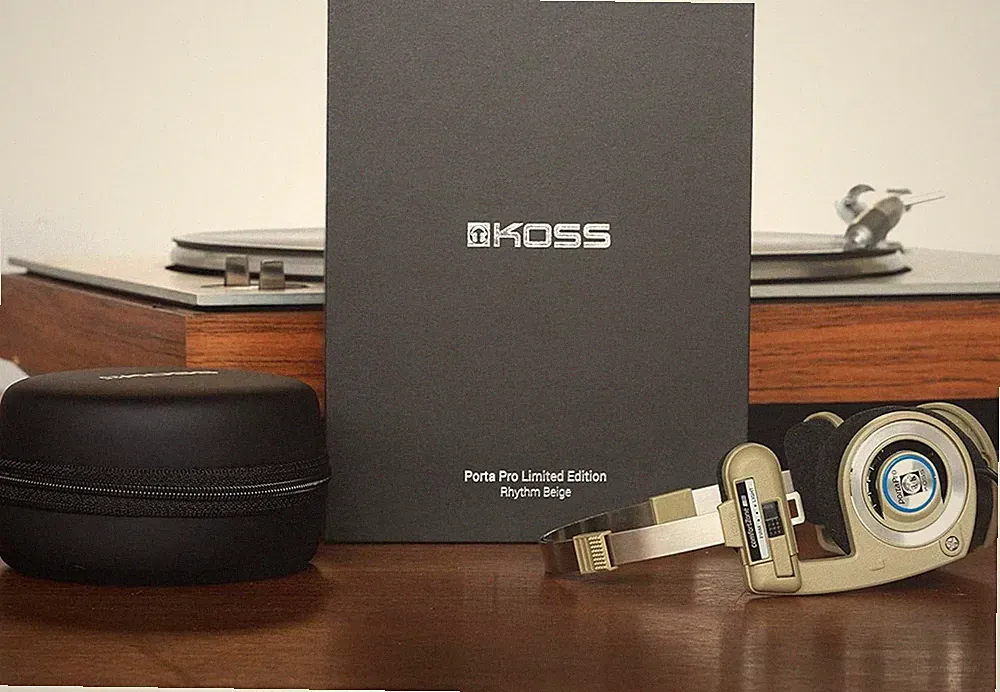 Koss Porta Pro Limited Edition Rhythm Beige On-Ear Kopfhörer mit Hülle Neu