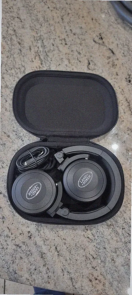 LandRover Original Harmen Bluetooth Kopfhörer - A55BT - nur zum Testen gebraucht.