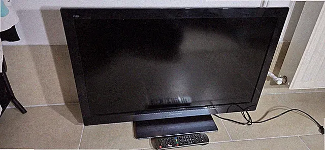 LCD-TV Panasonic TX-L32EW30, mit FB, Top !!!