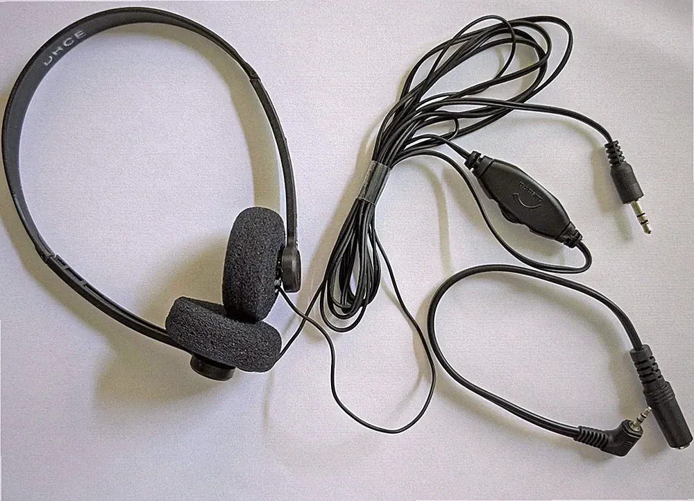 Leicht Kopfhörer-3,5mm Klinke-1,2m Kabel- Adapter 2,5 zu 3,5 Klinke TV-Pc-Phone