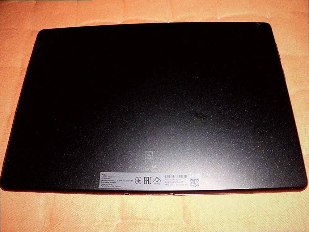 LENOVO - TABLET - TB-X505F - 32GB - MIT LADEKABEL - OHNE OVP!