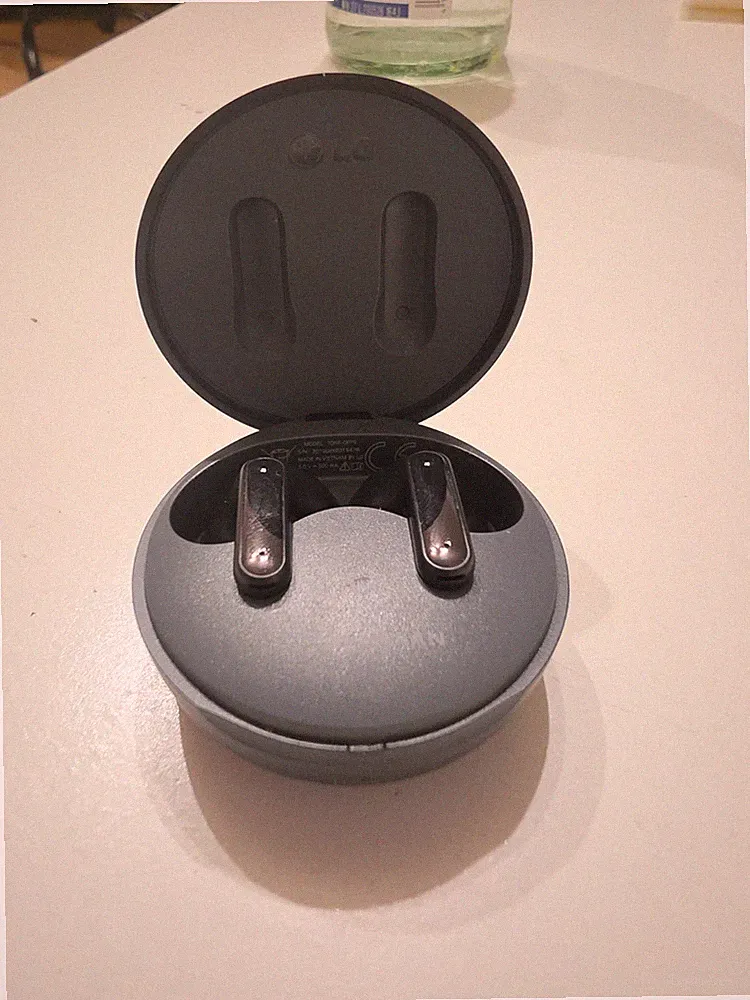 LG TONE Free FN7 Kabellose In-Ear-Kopfhörer - Schwarz