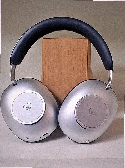 LOEWE Leo, Bluetooth Over-Ear Premium Kopfhörer mit ANC, Midnight Blue