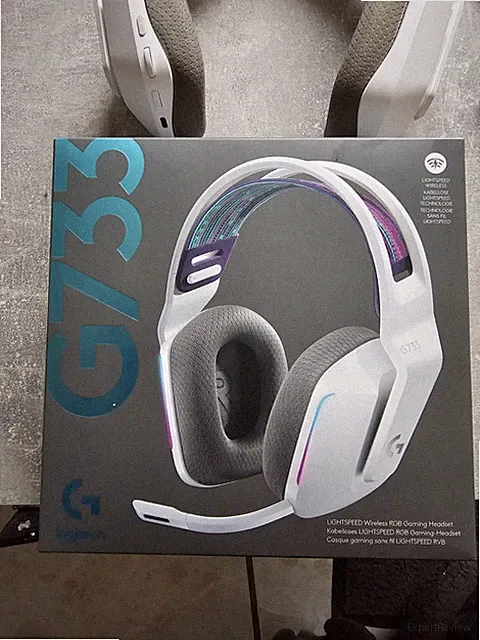 Logitech G733 Kabellose Gaming-Headset - Weiß + OVP