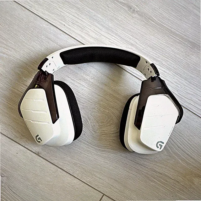 Logitech G933 Over-Ear Gaming-Headset kabellos RF weiß/schwarz Boom Mic