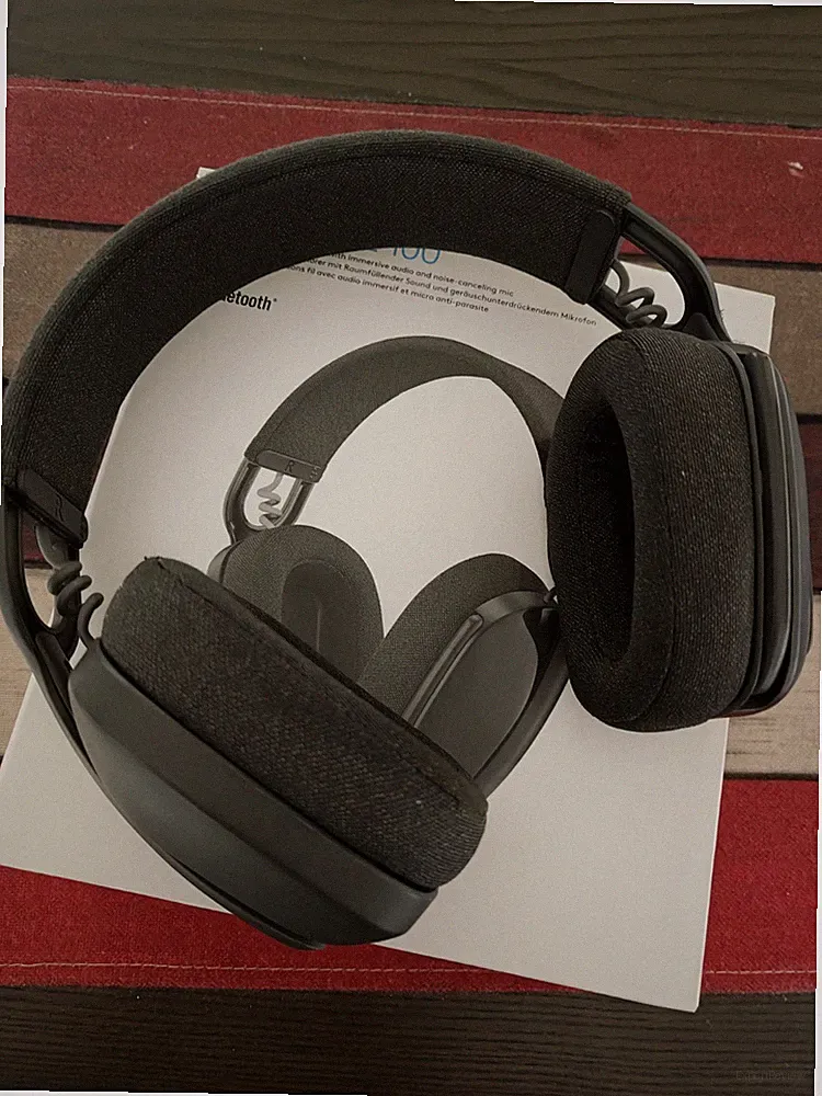 Logitech Zone Vibe 100 Bluetooth Over-Ear Kopfhörer schwarz mit NC Mikrofon
